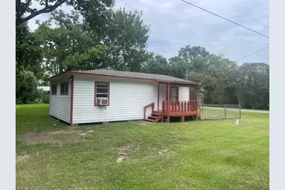 4617 3rd Street, Bacliff, TX 77518 - Photo 4