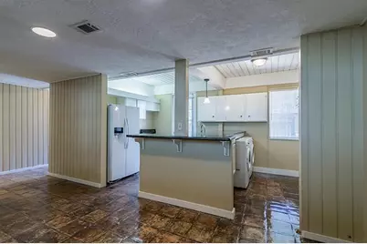 17 Lakeway St, Conroe, TX 77304 - Photo 8