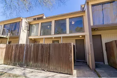 17 Lakeway St, Conroe, TX 77304 - Photo 12