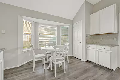 804 Cherry Blossom Drive, League City, TX 77573 - Photo 8