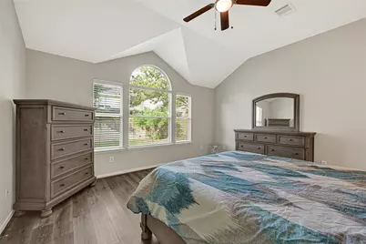 804 Cherry Blossom Drive, League City, TX 77573 - Photo 12