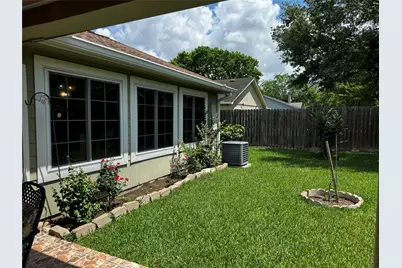 10119 Towne Mist Drive, Sugar Land, TX 77498 - Photo 10