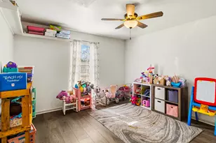 9 Jadecrest Ct, Conroe, TX 77304 - Photo 12