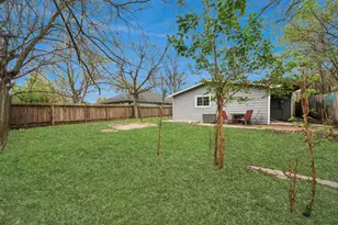 5521 Southlea St, Houston, TX 77033 - Photo 28