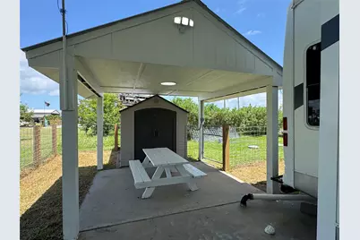 153 N Mae Circle, Crystal Beach, TX 77650 - Photo 14