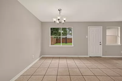 8607 Valley Forest Drive, Houston, TX 77078 - Photo 8