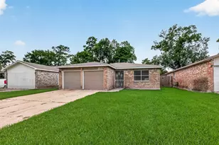8607 Valley Forest Dr, Houston, TX 77078 - Photo 2