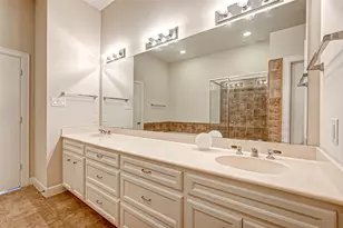 2710 Hullsmith Dr, Houston, TX 77063 - Photo 14