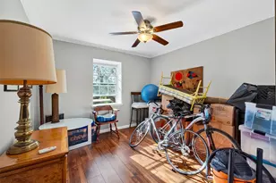 5204 Arboles Dr, Houston, TX 77035 - Photo 30