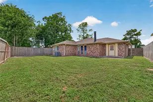 7407 Cortes Dr, Houston, TX 77083 - Photo 34