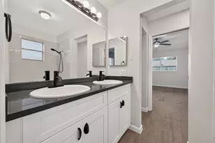 7407 Cortes Dr, Houston, TX 77083 - Photo 20