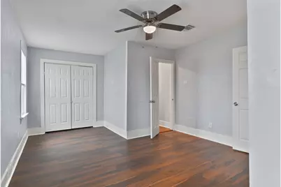 909 28th Street #C, Galveston, TX 77550 - Photo 12