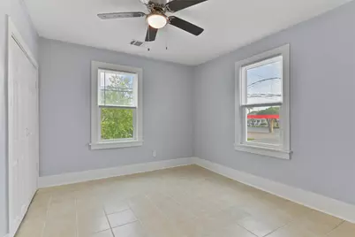 909 28th Street #C, Galveston, TX 77550 - Photo 18