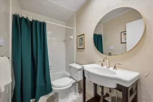 999 S Post Oak Ln, Houston, TX 77056 - Photo 20