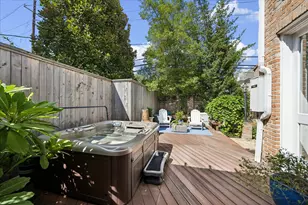 999 S Post Oak Ln, Houston, TX 77056 - Photo 32