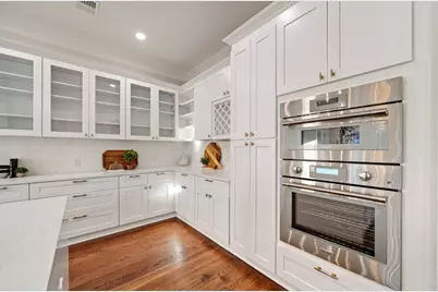 1831 Tattenhall Drive, Houston, TX 77008 - Photo 26