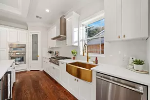 1831 Tattenhall Dr, Houston, TX 77008 - Photo 24