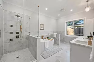 1831 Tattenhall Dr, Houston, TX 77008 - Photo 32