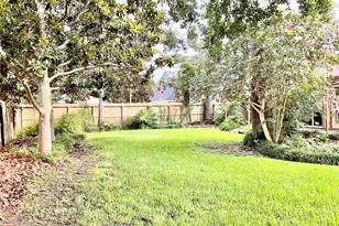 1022 Oak Leaf St, La Porte, TX 77571 - Photo 46