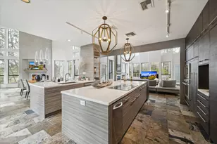 23414 Holly Hollow St, Tomball, TX 77377 - Photo 12