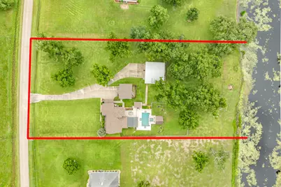 514 Winchester Trail, Angleton, TX 77515 - Photo 12