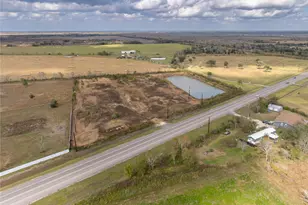 10212 Hwy 35, Liverpool, TX 77577 - Photo 4