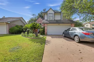 2006 Creek Valley Ln, Sugar Land, TX 77478 - Photo 2