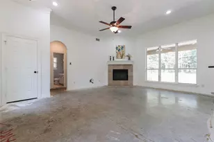 346 Skylark St, Magnolia, TX 77355 - Photo 4