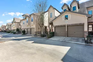 11643 Royal Oaks View, Houston, TX 77082 - Photo 32