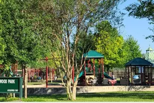 12322 Queensbury Ln, Houston, TX 77024 - Photo 10