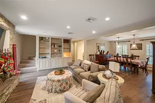 12322 Queensbury Ln, Houston, TX 77024 - Photo 34