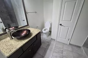 9800 Pagewood Ln, Houston, TX 77042 - Photo 16