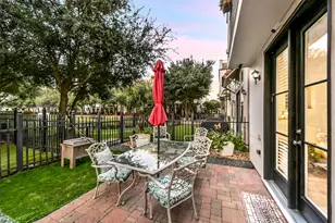 10924 Wrenwood Park, Houston, TX 77043 - Photo 2