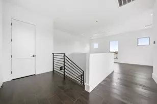 327 E 2nd St, Houston, TX 77007 - Photo 34