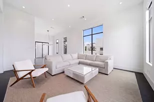 327 E 2nd St, Houston, TX 77007 - Photo 18