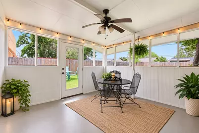 10922 Ivyridge Road, Houston, TX 77043 - Photo 18