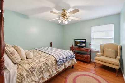 10922 Ivyridge Road, Houston, TX 77043 - Photo 16