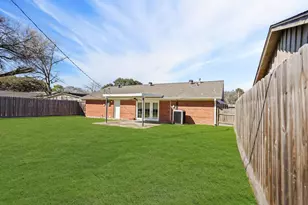 7019 Langdon Ln, Houston, TX 77074 - Photo 26