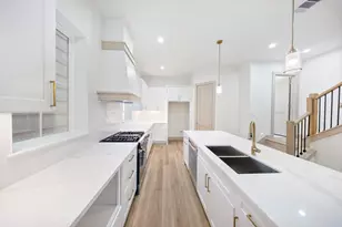 1124 Weiss St, Houston, TX 77009 - Photo 2