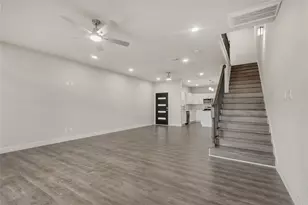 8025 Virgil St, Houston, TX 77088 - Photo 14
