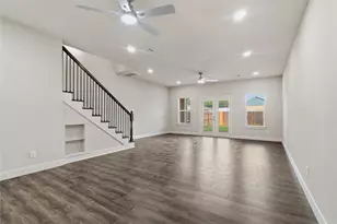 8025 Virgil St, Houston, TX 77088 - Photo 12