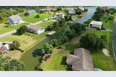 211 Rue Orleans Street, Baytown, TX 77520 - Photo 20