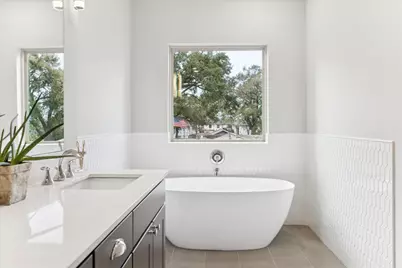 5214 Amber Sunrise Drive, Houston, TX 77018 - Photo 22