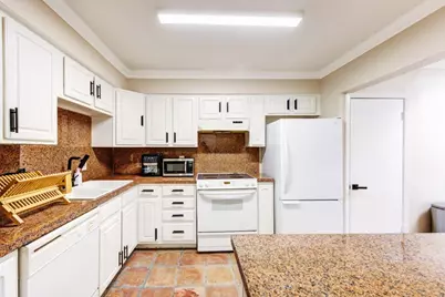 6405 Ella Lee Lane, Houston, TX 77057 - Photo 14