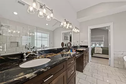 1530 Sue Barnett Drive, Houston, TX 77018 - Photo 30