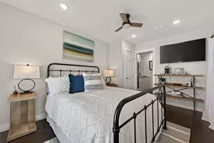 1530 Sue Barnett Dr, Houston, TX 77018 - Photo 36