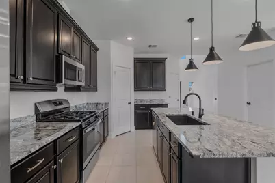 19384 Poppy Village Circle, Magnolia, TX 77355 - Photo 12