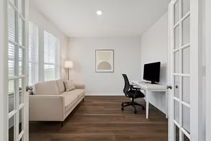 7207 Hillside Ave, Mont Belvieu, TX 77523 - Photo 6