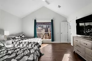 905 Saulnier St, Houston, TX 77019 - Photo 8