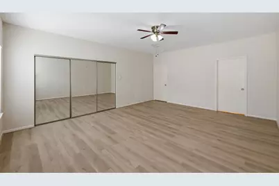 2978 Holly Hall Street, Houston, TX 77054 - Photo 16